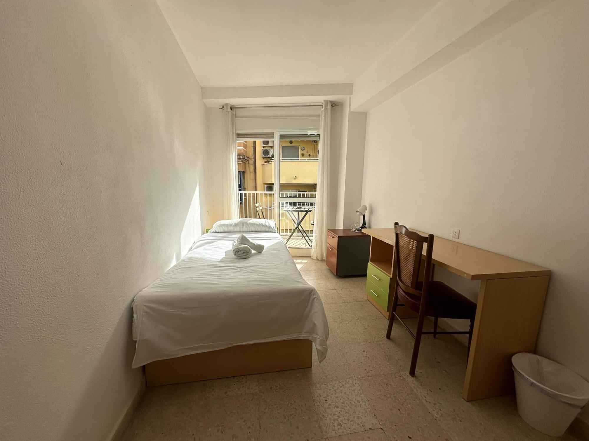 Habitacion Individual Con Terraza 马拉加 外观 照片